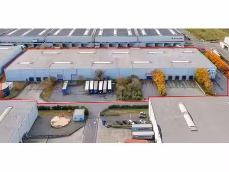 bâtiment d’entreprise à louer à desteldonk pour € 28.800