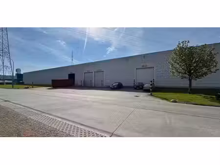 bâtiment d’entreprise à louer à kruishoutem pour € 31.667