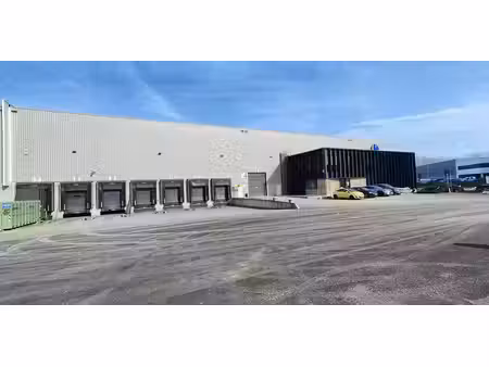 bâtiment d’entreprise à louer à willebroek pour € 39.718