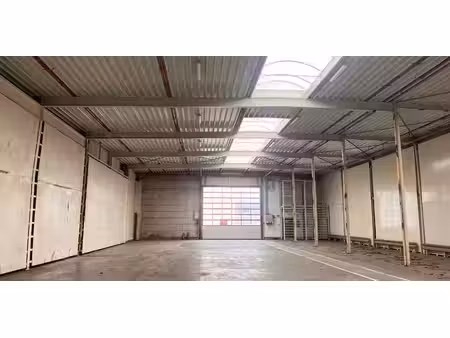 entrepôt à louer à wielsbeke pour € 20.000