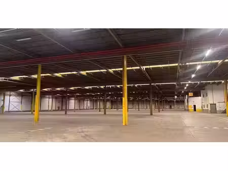 entrepôt à louer à wielsbeke pour € 68.800
