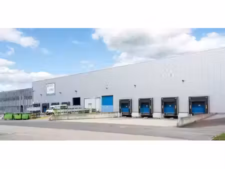 entrepôt à louer à zele pour € 35.122
