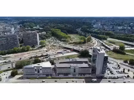 bureau à louer à borgerhout pour € 11.835