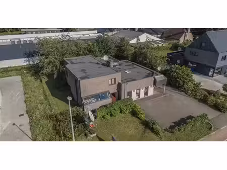 bâtiment commercial à vendre à noorderwijk pour € 495.000