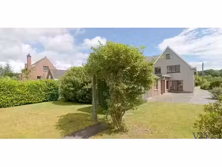 maison à vendre à munte pour € 445.000 avec 5 chambres à coucher