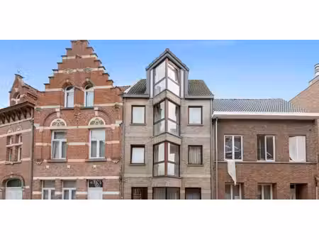 usage mixte à vendre à niel pour € 499.000 avec 3 chambres à coucher
