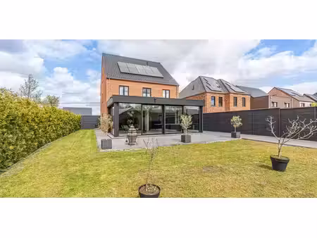 villa à vendre à overpelt pour € 765.000 avec 6 chambres à coucher