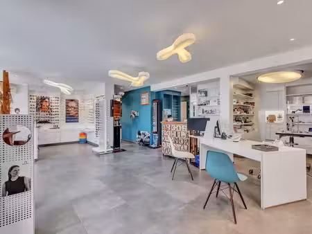 bien commercial à vendre à vlezenbeek pour € 749.000