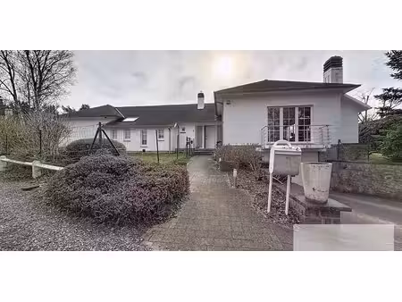 sous option - villa à vendre à waterloo avec 4 chambres à coucher