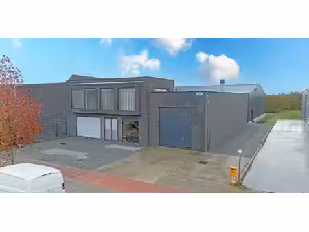 bâtiment d’entreprise à vendre à sint-maria-lierde pour € 830.000