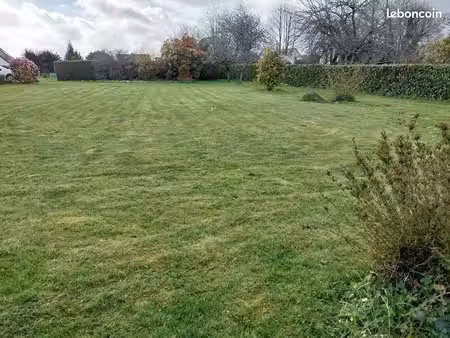 terrain constructible - 857m²