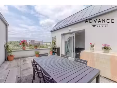 toulouse 31400 : appartement t2 37 m² – dernier étage  terra