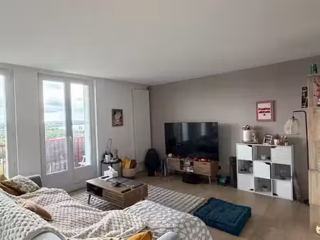 appartement 4 pièces 79 m²