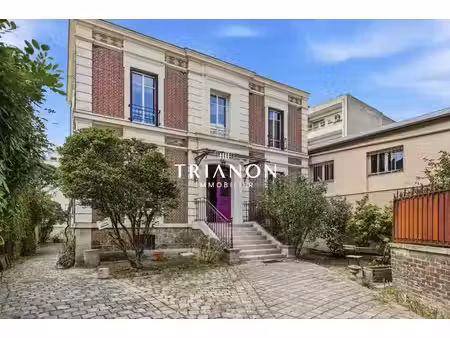 maison de maître d’exception au cœur de maisons-laffitte
