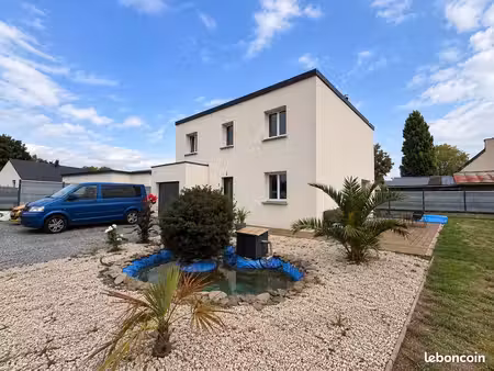 ? à vendre – châteauneuf-du-faou (29) 250 000 • 127 m² • 4 chambres (possibilité 5) • gara