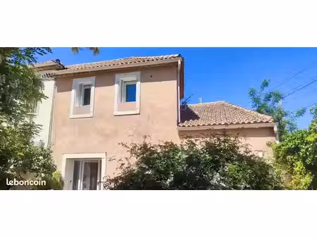maison de 101 m2 avec 3 chambres et jardin sur terrain de 370 m2