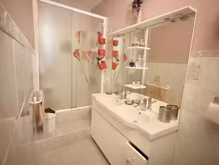 propriété 5 pièces 153 m²