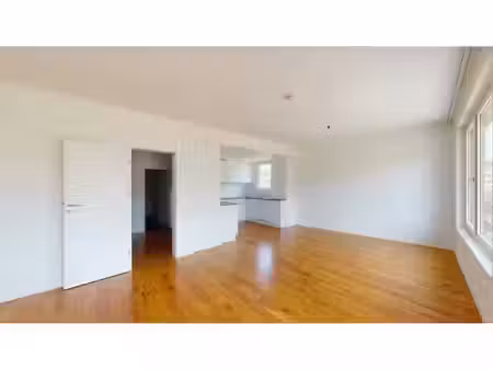 appartement à louer à fleurbeekstraat 14 drogenbos (rbw86359)