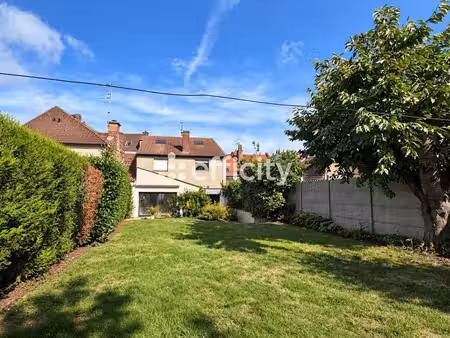 maison 6 pièces - 165 m²