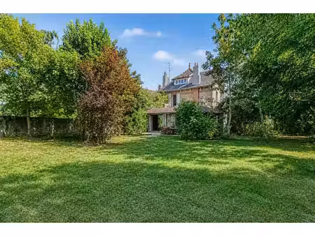 maison 7 pièces - 150 m²