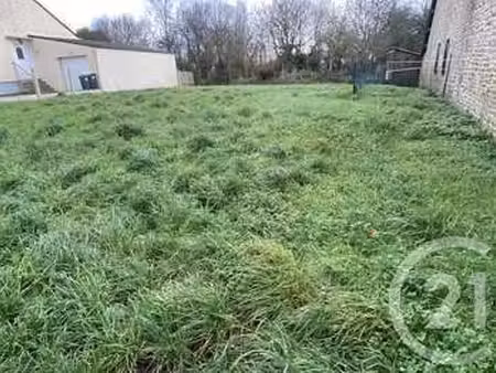 vente terrain à montours (35460) : à vendre / 420m² montours