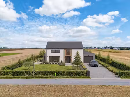 terrain à bâtir de 1187 m²