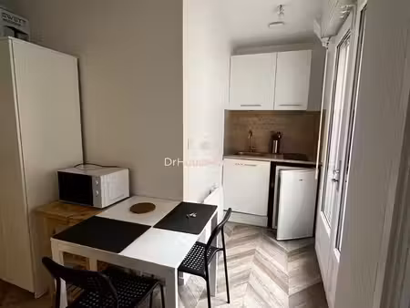 immeuble 3 pièces 83 m²