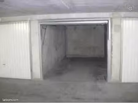 rare à la vente - garage