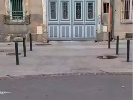 parking/box/garage