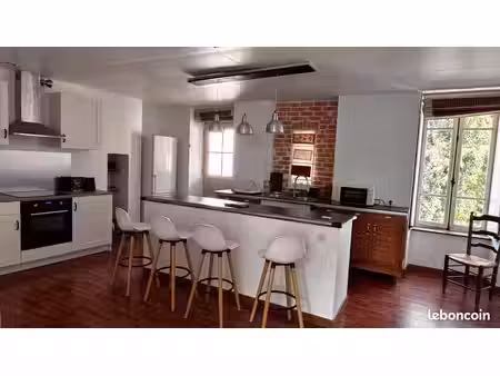 grand appartement de caractère – 115 m² – 3 chambres – terrasse 25 m² – albas