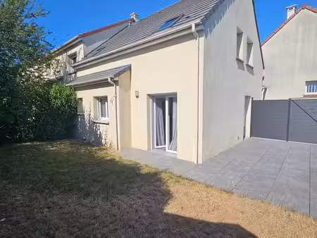 à louer – maison meublée ~83 m² – résidence privée et sécurisée – mainvilliers - porte de 