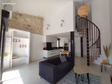 appartement t3 meublée rénovée – 61 m² + terrasse & parking