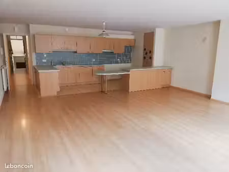 appartement 3 pièces 83 m²