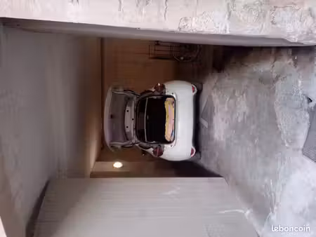 garage plein centre intra muros