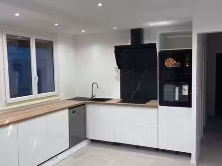 à louer – magnifique t4 rénové de 95 m² à bastia