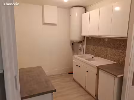 appartement f4 rdc avec cour