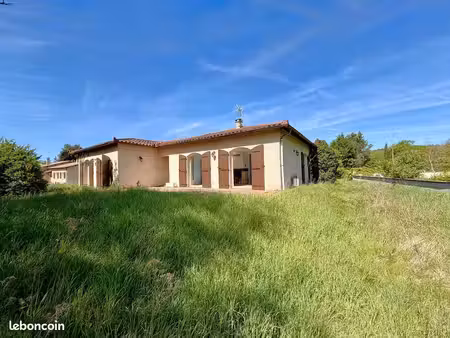 cornebarrieu exclusivité t5 plain-pied à rénover