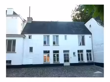 appartement à louer à faubourg de mons 60 nivelles (vbe65158)