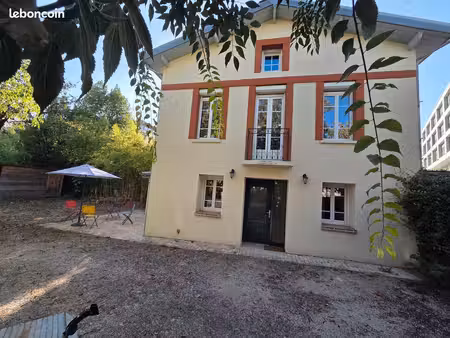 1. maison toulousaine meublée – 4 chambres – jardin et parkings – toulouse saint-michel / 