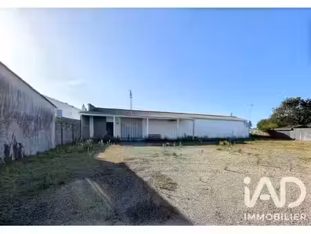 vente garage 550 m²