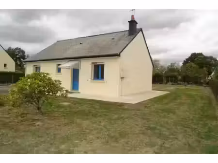 maison 75m²- terrain 1000m²- 2 garages- 3 chambres