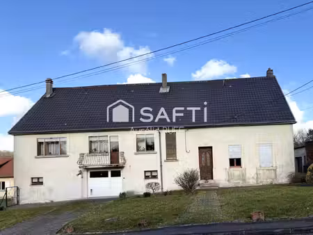 maison de village disposant de deux entrées séparées