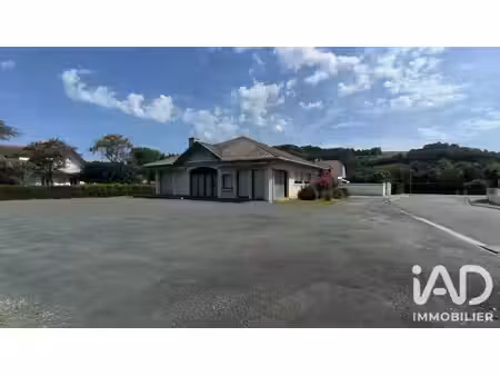 vente local commercial 202 m²