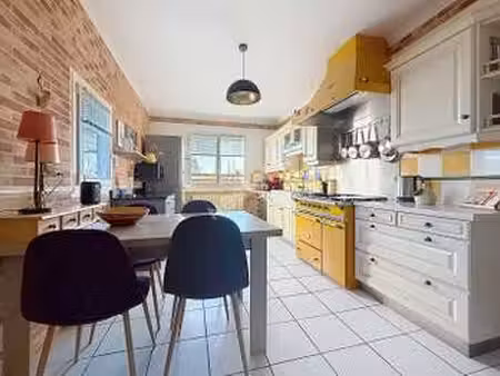 vente maison à la varenne (49270) : à vendre / 136m² la varenne