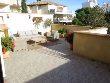 appartement t4 avec terrasse et garage à béziers
