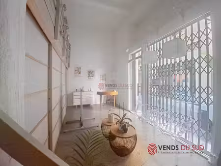 local commercial