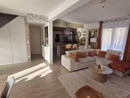 vente maison à mondeville (14120) : à vendre / 145m² mondeville
