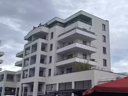local commercial à louer