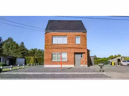 maison à louer à ramsel pour € 1.150 avec 3 chambres à coucher