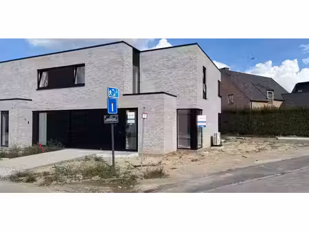 maison à louer à izegem pour € 1.200 avec 3 chambres à coucher